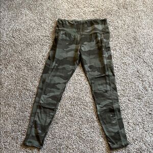 Wild Fable Camouflage Green Leggings